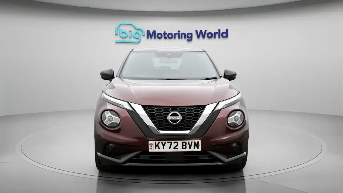 Usado Nissan Juke S 114 HP (83 kW) 2022 Vermelho SUV