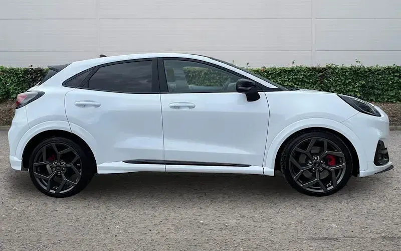 Used Ford Puma ST 170 HP (125 kW) 2023 White SUV