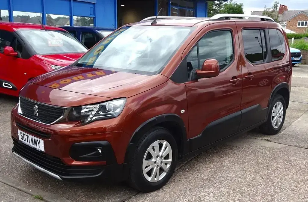 Used Peugeot Rifter Allure Premium 2021 Bronze MPV