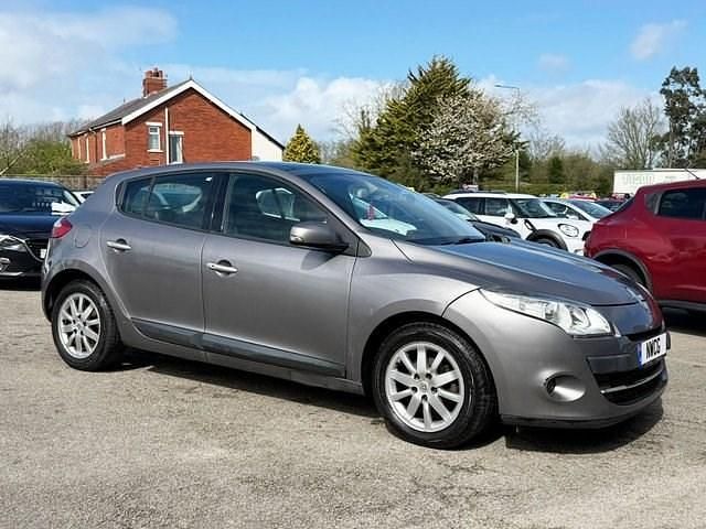 Used Renault Mégane III Privilege 130 HP (95 kW) 2010 Grey Hatchback