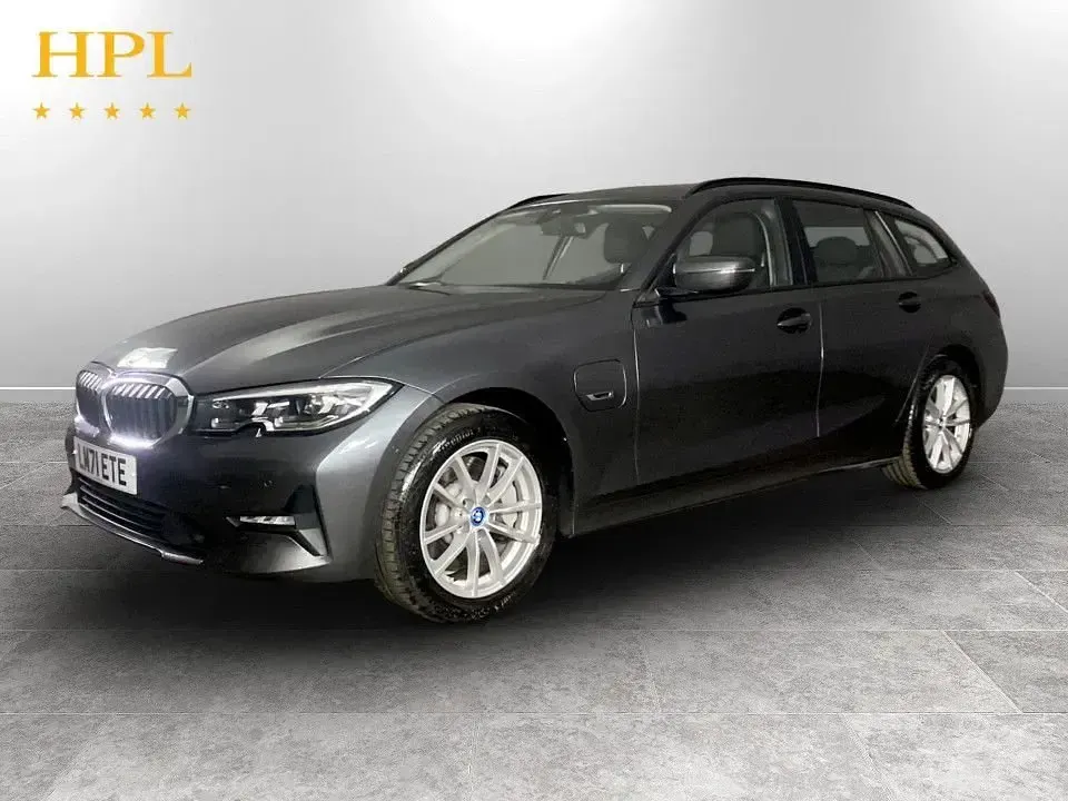 Used BMW 330e Performance 292 HP (214 kW) 2021 Grey Estate