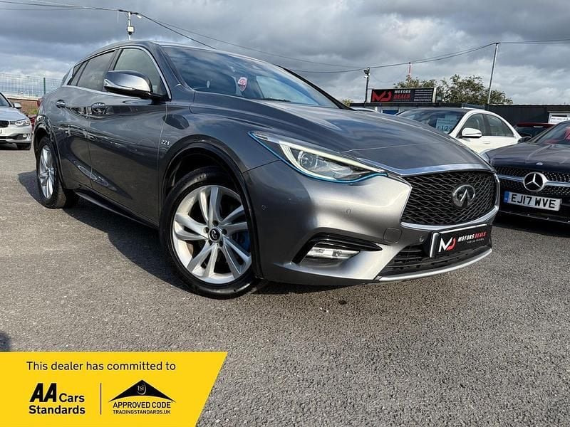 Grey Used 2016 Infiniti Q30 Premium Hatchback | £7,195 (Fair price) - Image 1/3