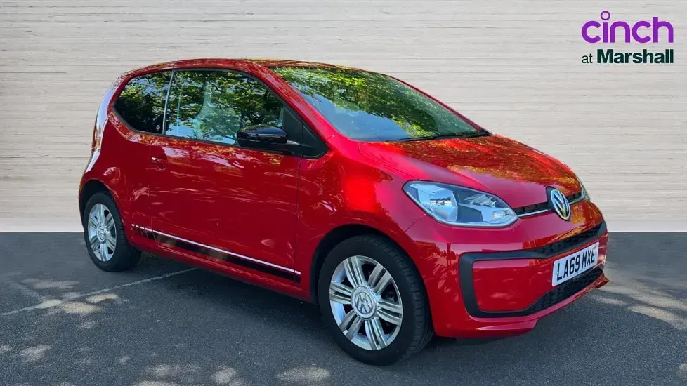 Begagnad VW up! Beats 60 HK (44 kW) 2020 Röd Halvkombi