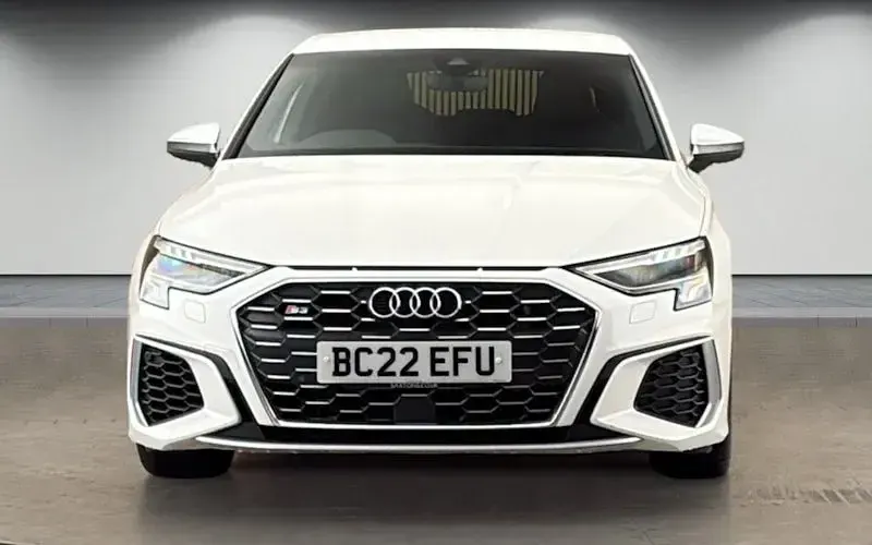 Used Audi S3 Sportback Comfort 310 HP (228 kW) 2022 Ibis white/ibis white Hatchback