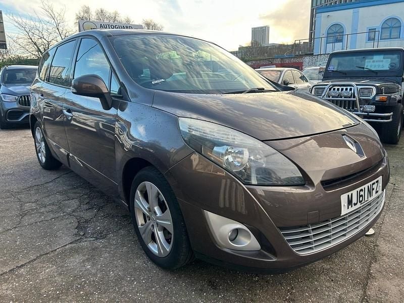 Bronze Used 2011 Renault Grand Scénic III Dynamique MPV | £1,990 (Good price) - Image 1/3