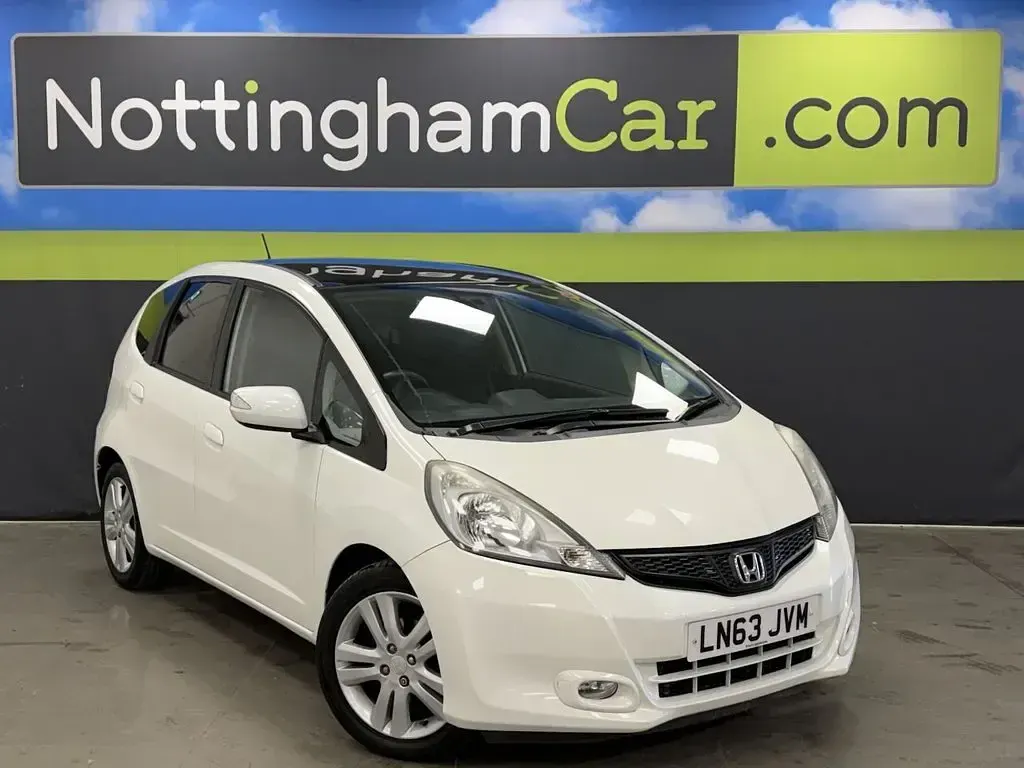 Used Honda Jazz EX 99 HP (72 kW) 2013 White Hatchback