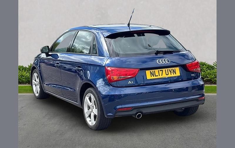 Used Audi A1 Sport 113 HP (83 kW) 2017 Blue Hatchback