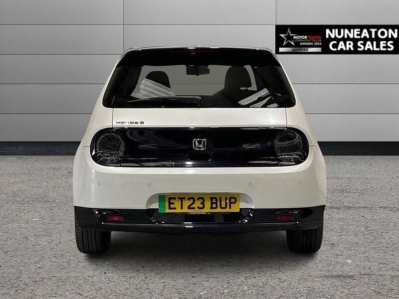 Used Honda e Advance 36 kW (49 HP) 2023 White Hatchback