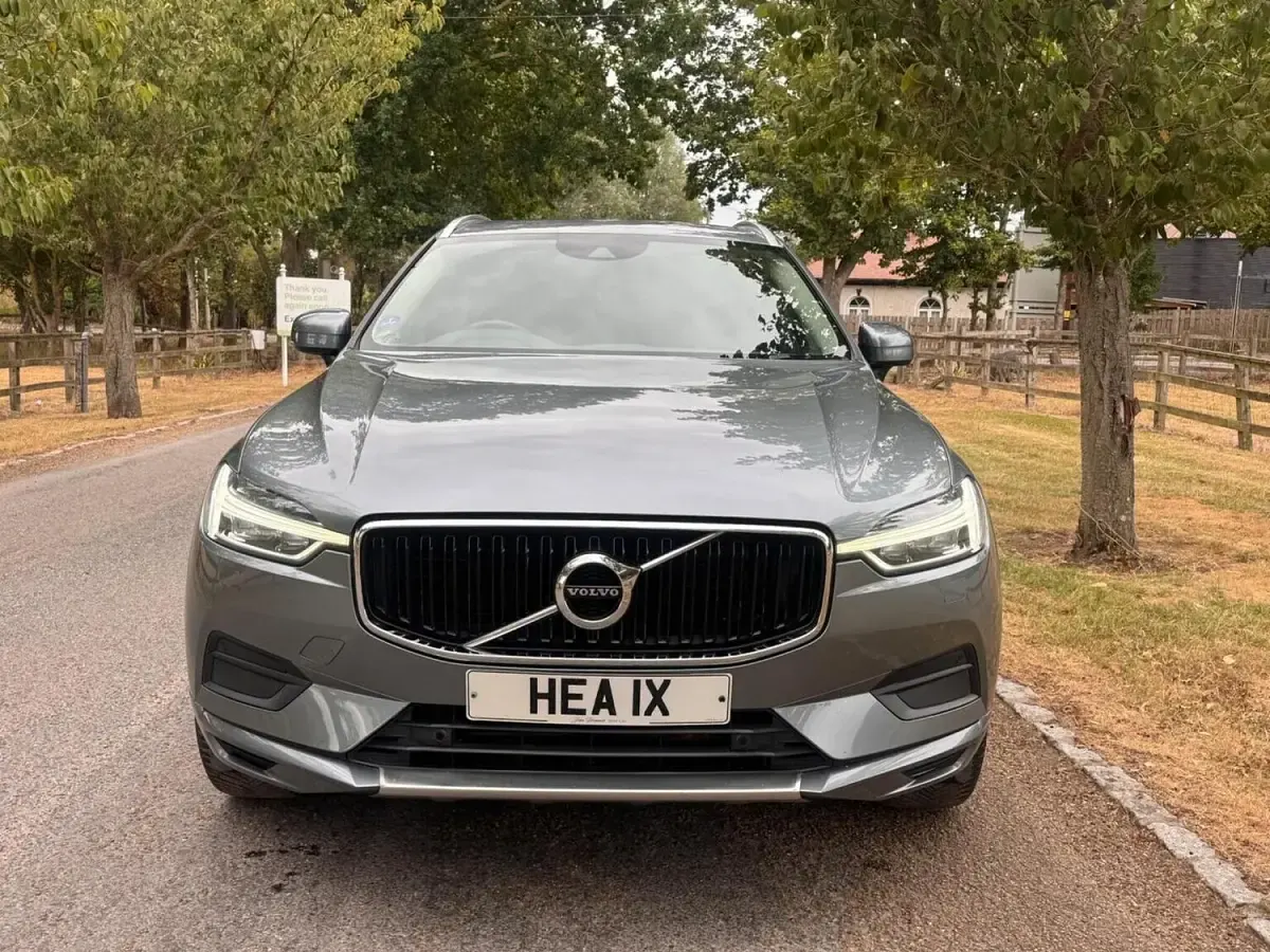 Used Volvo XC60 2019 Grey SUV
