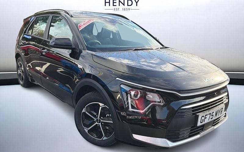 Grey New 2025 Kia Niro SUV | £23,898 (Super price) - Image 1/4