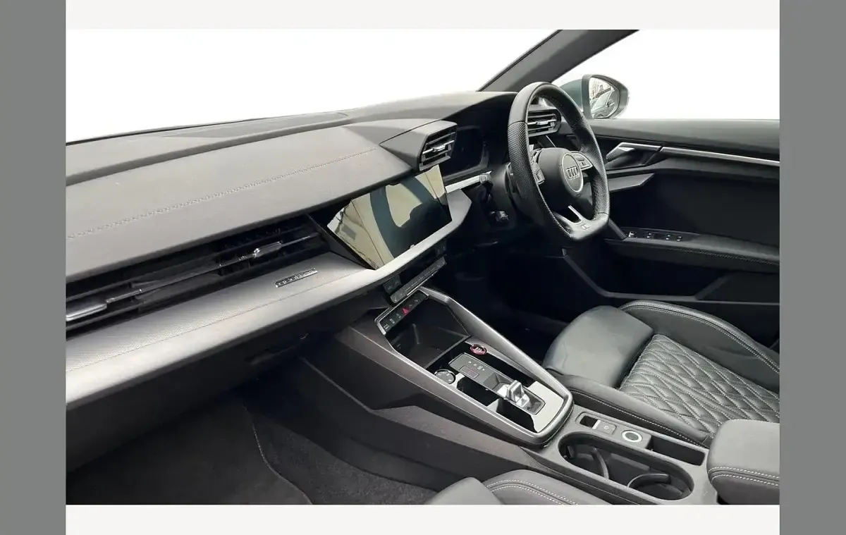 Used Audi S3 Sportback Advanced 310 HP (228 kW) 2023 White Hatchback