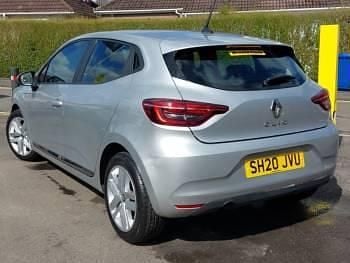 Used Renault Clio V Play 100 HP (73 kW) 2020 Silver Hatchback