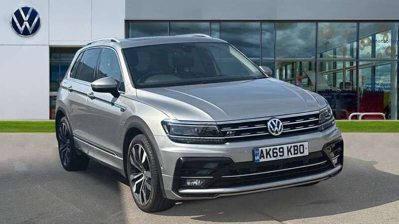 Silver Used 2019 VW Tiguan R-line SUV | £24,060 (Fair price) - Image 1/4