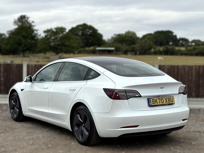 Used Tesla Model 3 Standard Range 239 kW (325 HP) 2020 White Sedan