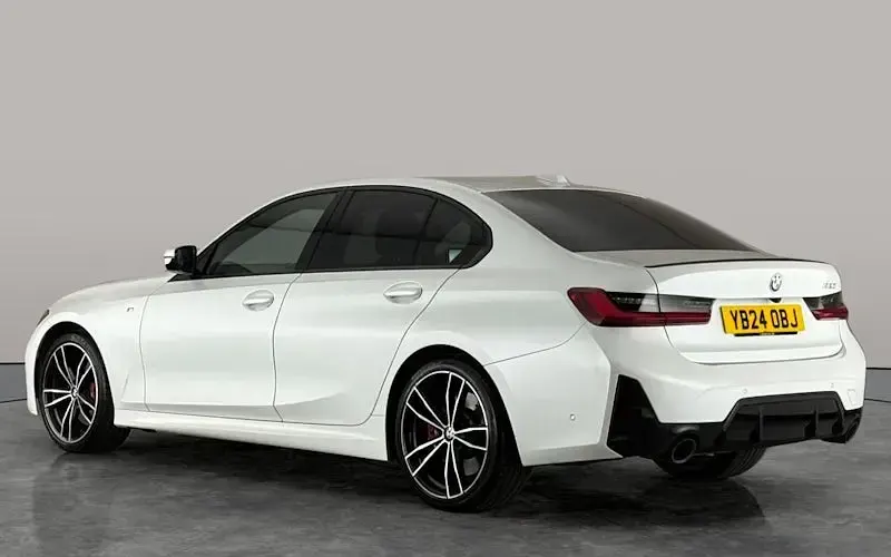 Used BMW 320 M Sport 184 HP (135 kW) 2024 White Sedan