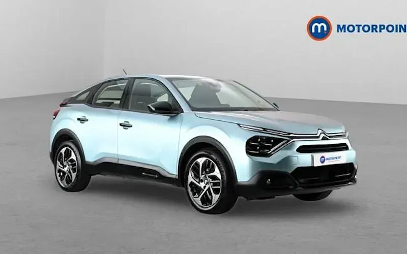 Used Citroën C4 PureTech 101 HP (74 kW) 2024 SUV