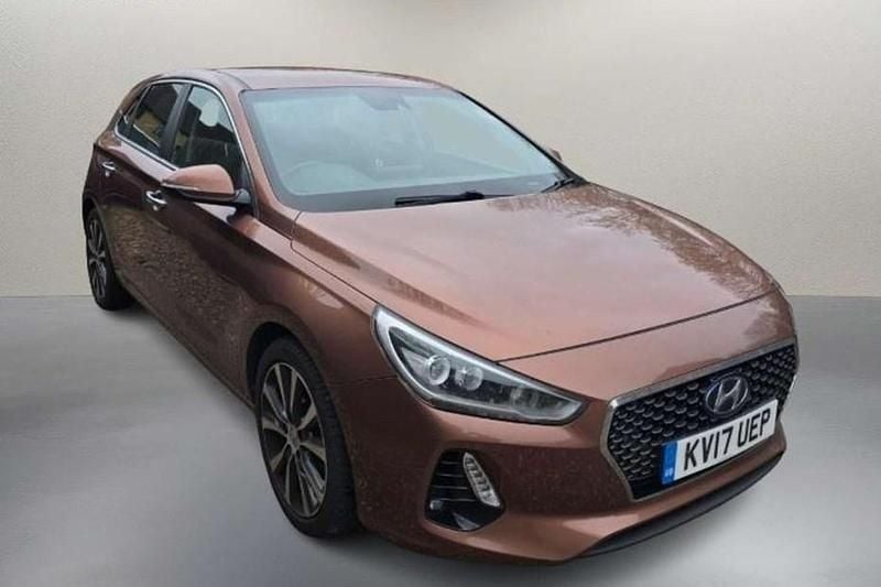 Used Hyundai i30 Premium 140 HP (102 kW) 2017 Hatchback