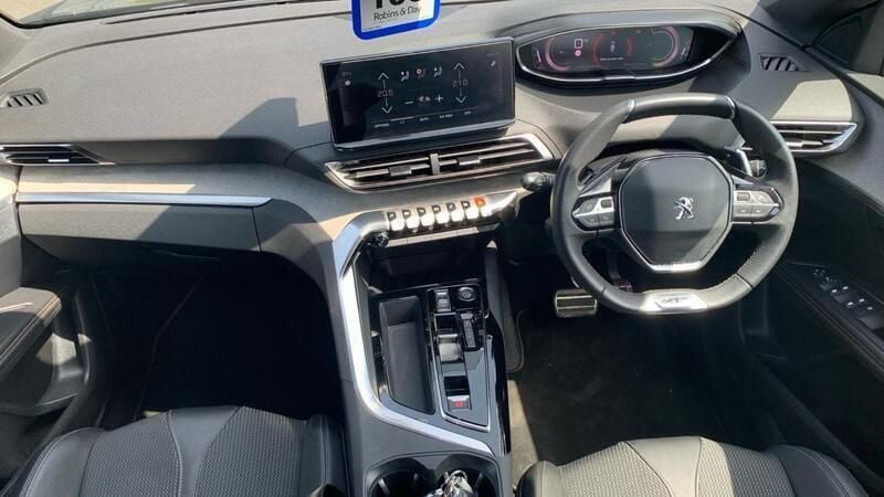 Black Used 2024 Peugeot 3008 GT SUV | £21,392 (Good price) - Image 1/4
