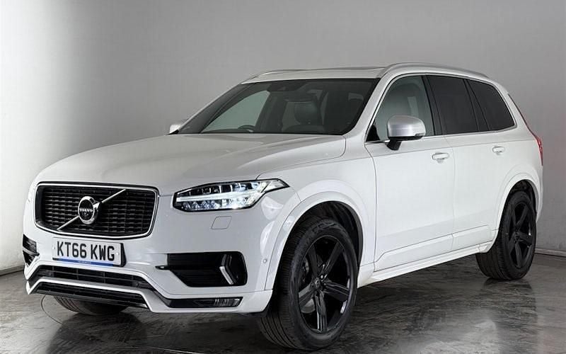 Used Volvo XC90 R-Design 235 HP (172 kW) 2019 SUV
