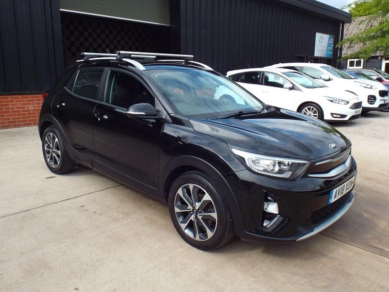 Black Used 2018 Kia Stonic 2 SUV | £9,495 (Fair price) - Image 1/4