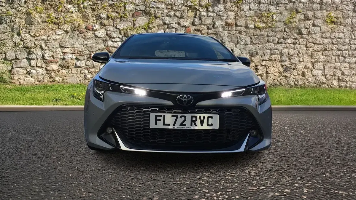 Used Toyota Corolla Sport 121 HP (88 kW) 2022 Grey/black Hatchback