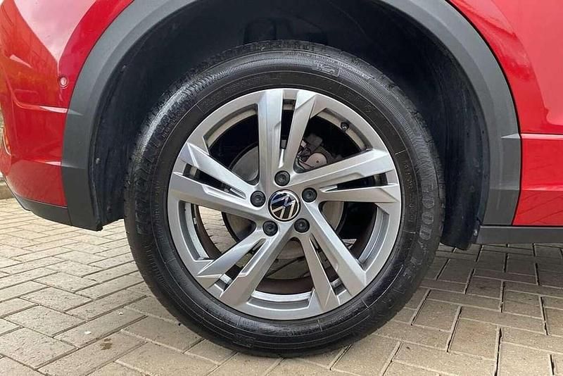 Used VW T-Roc R-line 150 HP (110 kW) 2022 Red SUV