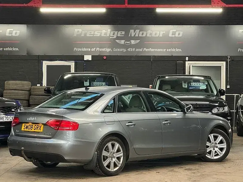 Begagnad Audi A4 2008 Grå Sedan