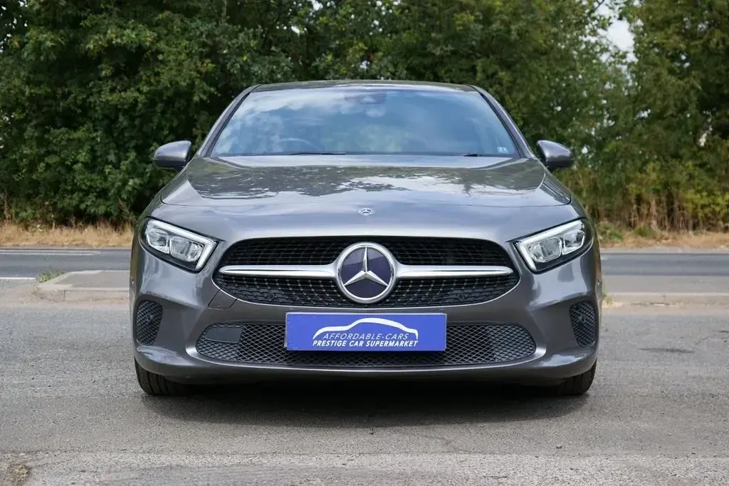 Used Mercedes A180 Executive 136 HP (100 kW) 2019 Grey Hatchback