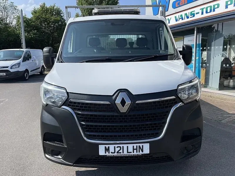Used Renault Master Business 135 HP (99 kW) 2021 Mineral white MPV