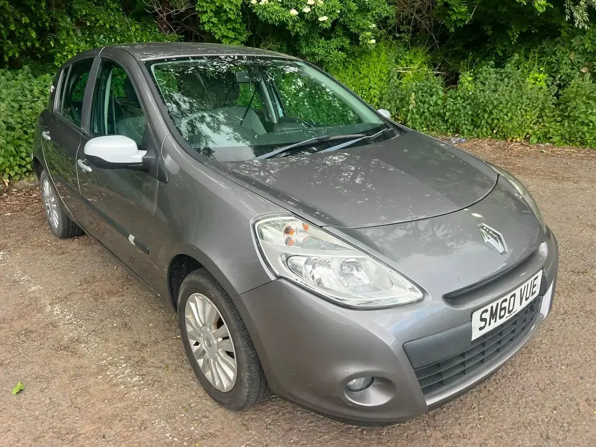 Used Renault Clio II 2011 Grey Hatchback