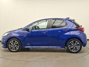Used Toyota Yaris Hybrid Design 116 HP (85 kW) 2023 Blue Hatchback