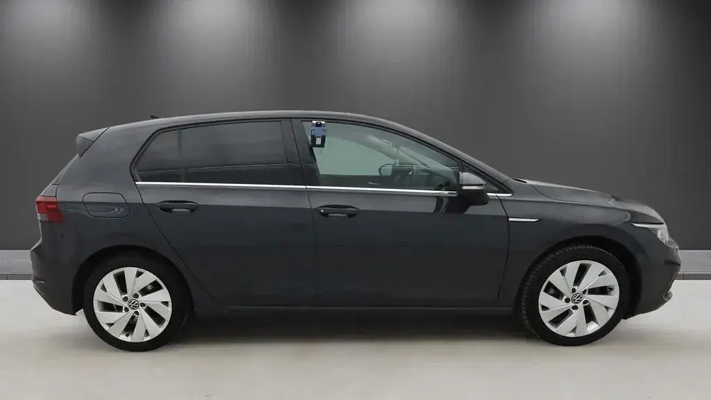 Used VW Golf VIII Style 150 HP (110 kW) 2021 Grey Hatchback