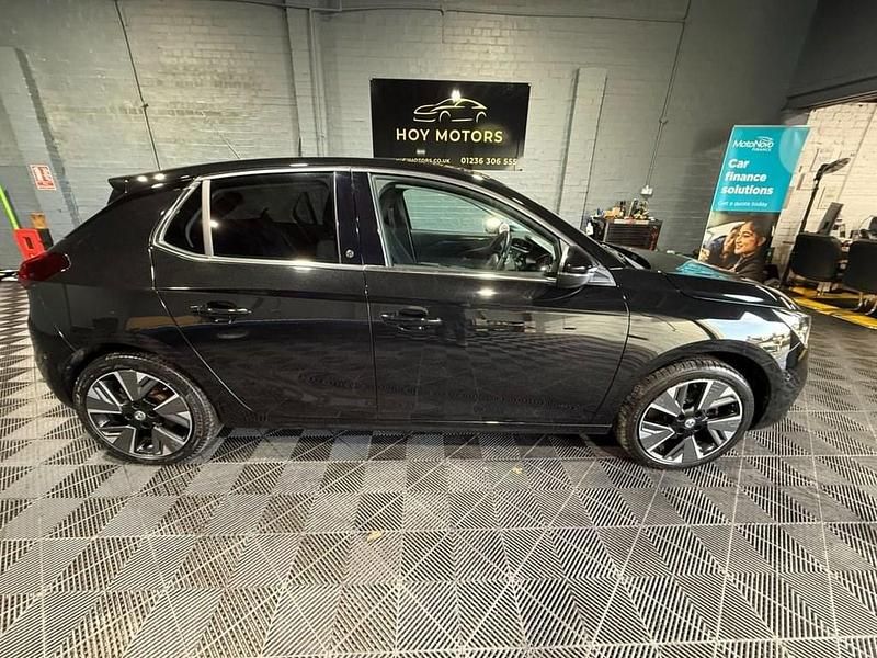 Used Vauxhall Corsa-e Elite 100 kW (136 HP) 2022 Black Hatchback