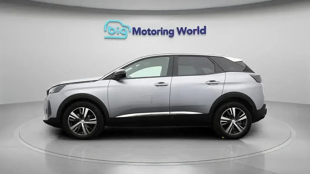 Used Peugeot 3008 Allure 130 HP (95 kW) 2024 Grey SUV