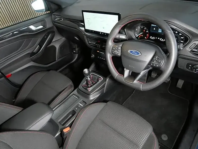 Used Ford Focus ST-Line 2023 Blue Estate
