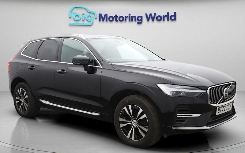 Used Volvo XC60 Core 349 HP (256 kW) 2022 Black SUV