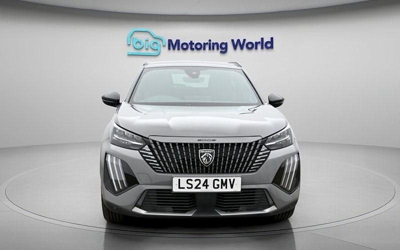 Used Peugeot 2008 GT 131 HP (96 kW) 2024 Grey SUV