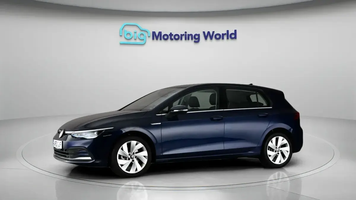 Used VW Golf VIII Style 148 HP (108 kW) 2021