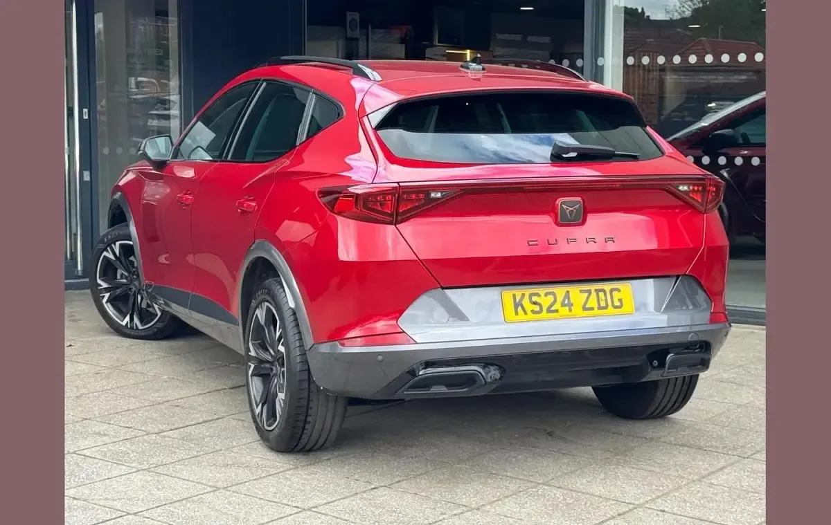 Usado Cupra Formentor 150 CV (110 kW) 2024 Rojo SUV