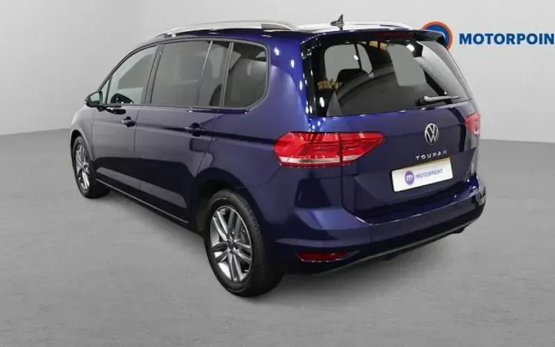 Used VW Touran Match 150 HP (110 kW) 2025 Blue MPV