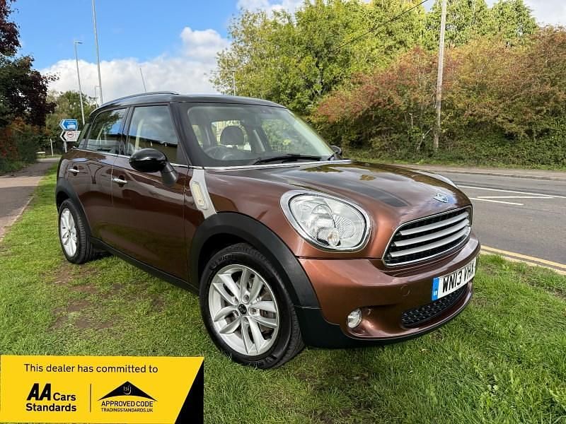 Bronze Used 2013 Mini Cooper D Countryman SUV | £4,995 (A bit pricey) - Image 1/4
