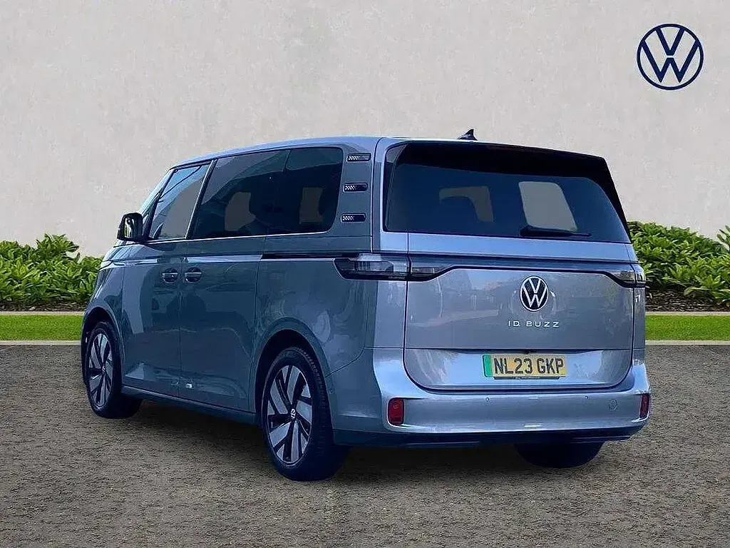 Used VW ID. Buzz Pro 150 kW (204 HP) 2023 Silver MPV