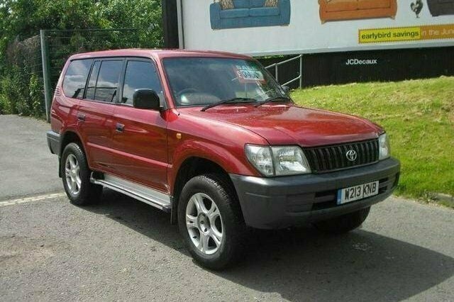 Used Toyota Land Cruiser 123 HP (90 kW) 2000 SUV