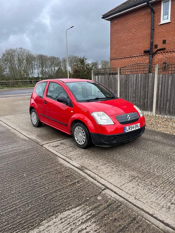 Used Citroën C2 60 HP (44 kW) 2004 Red Hatchback