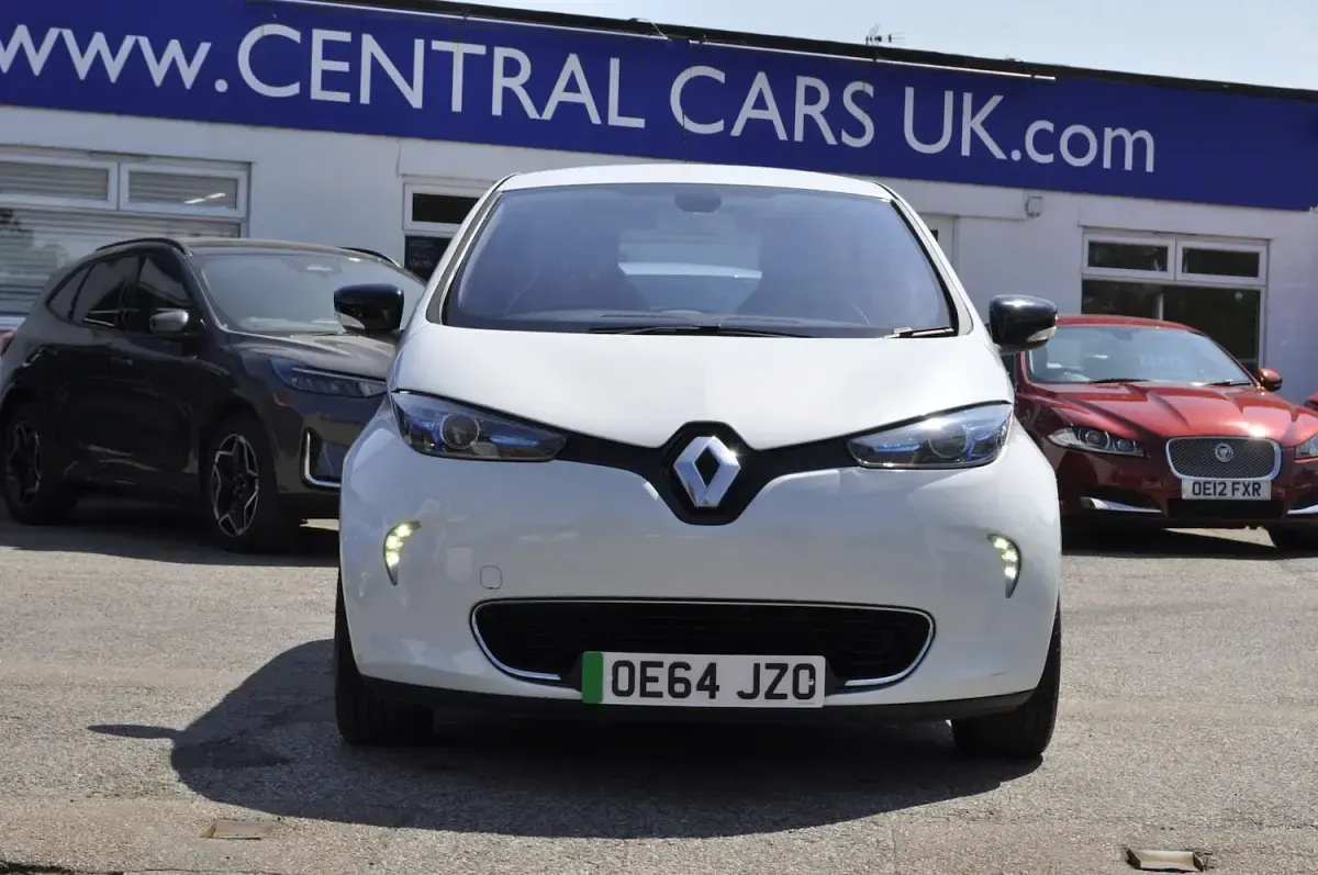 Used Renault Zoe Dynamique 2014 White Hatchback