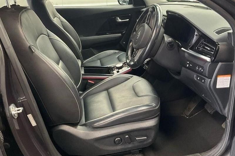 Used 2020 Kia e-Niro SUV | £14,990 (Fair price) - Image 1/1