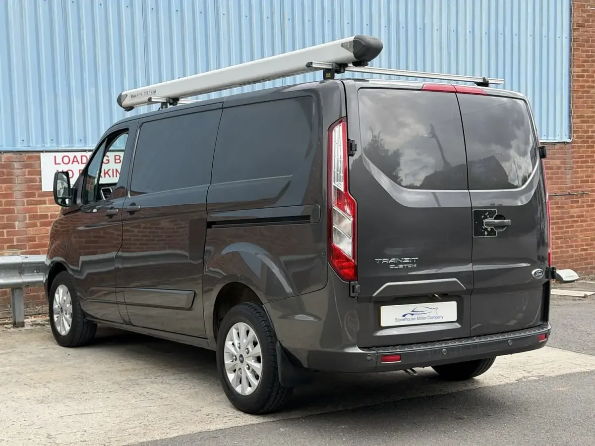 Used Ford Transit Custom Limited 130 HP (95 kW) 2022 Grey Van