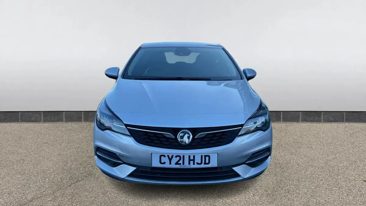 Second-hand Vauxhall Astra SRi 145 CP (106 kW) 2021 Argintiu Hatchback