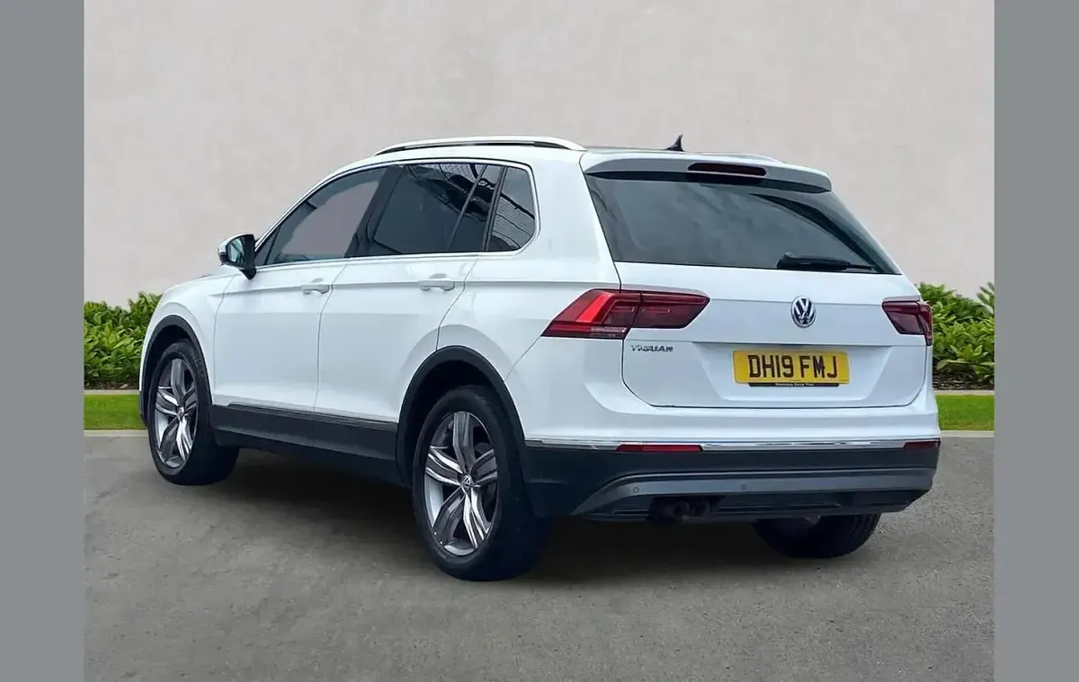 Used VW Tiguan SEL 150 HP (110 kW) 2019 White SUV