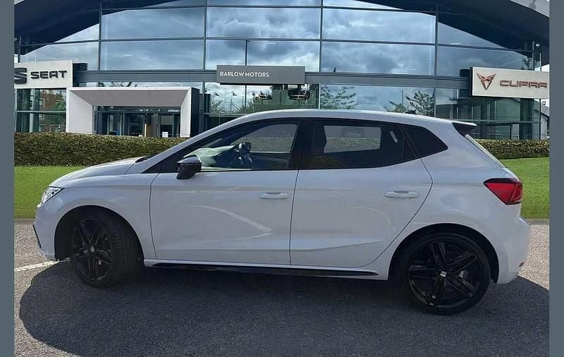 Used Seat Ibiza Black Edition 113 HP (83 kW) 2025 White Hatchback